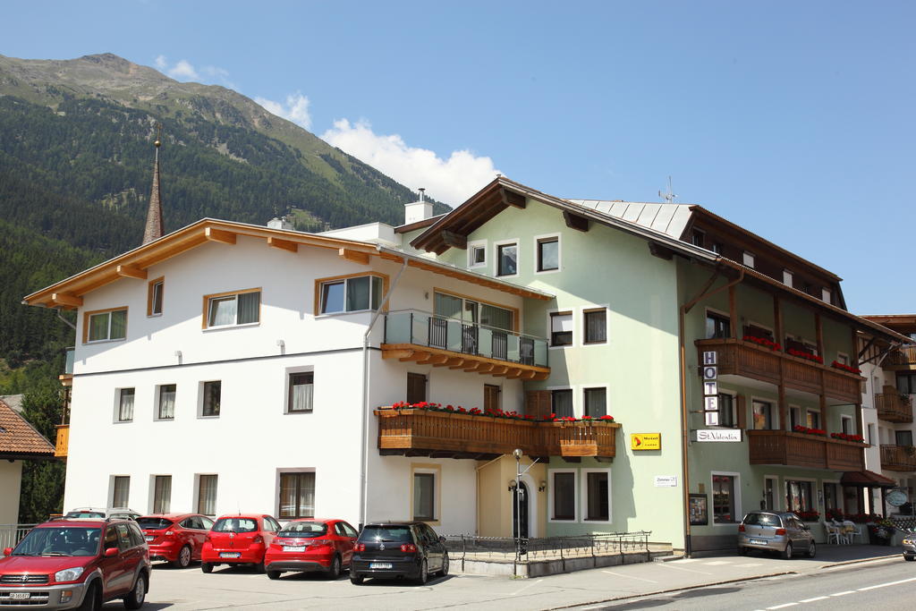 Garni Apparthotel St Valentin San Valentino alla Muta Exterior foto